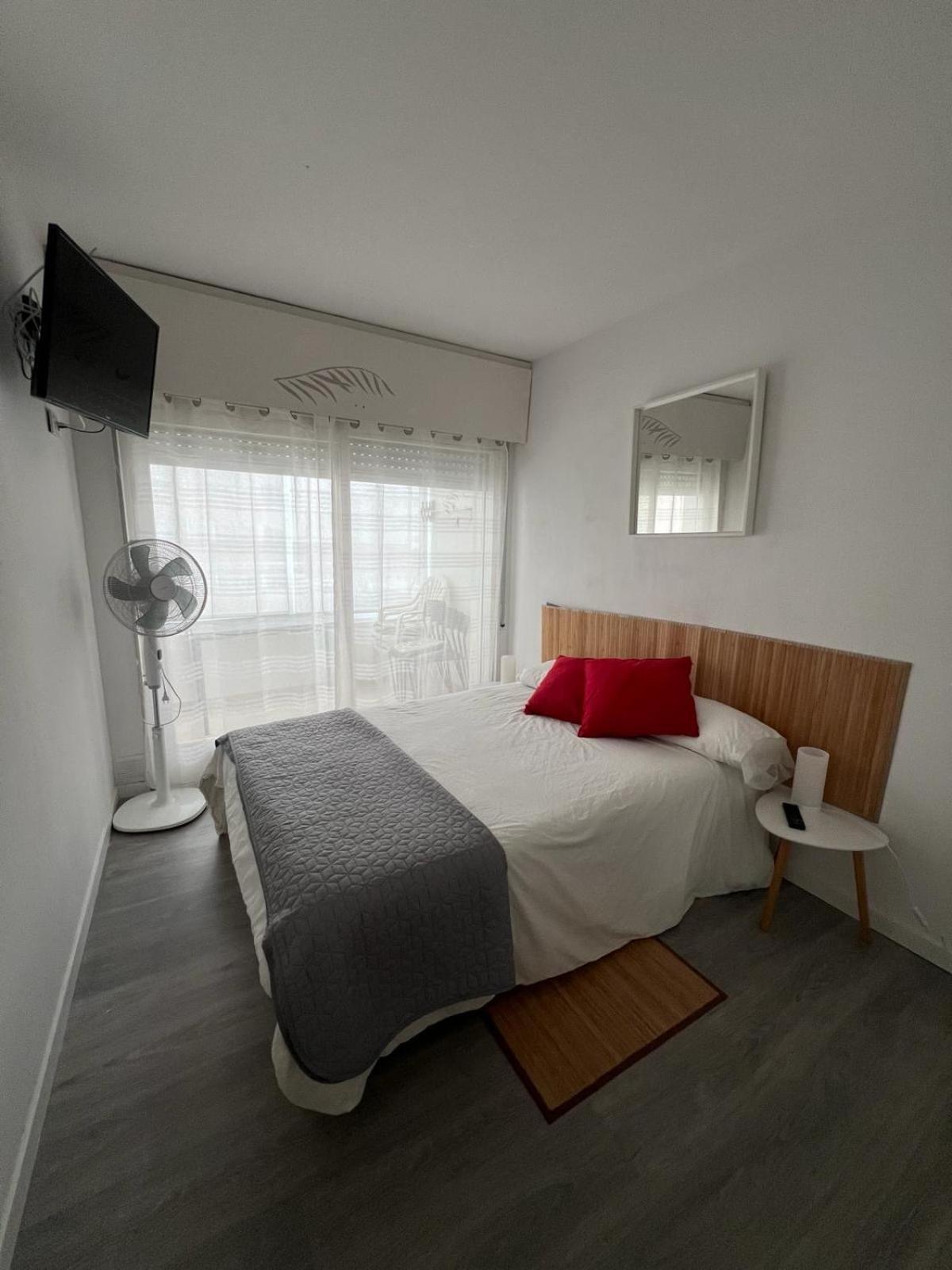 Apartamiento Vista Al Mar - Holiday Center En Roses Zewnętrze zdjęcie